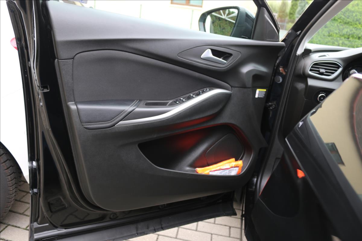 opel-grandland-x-1-2-96kw-turbo-tazne - 9