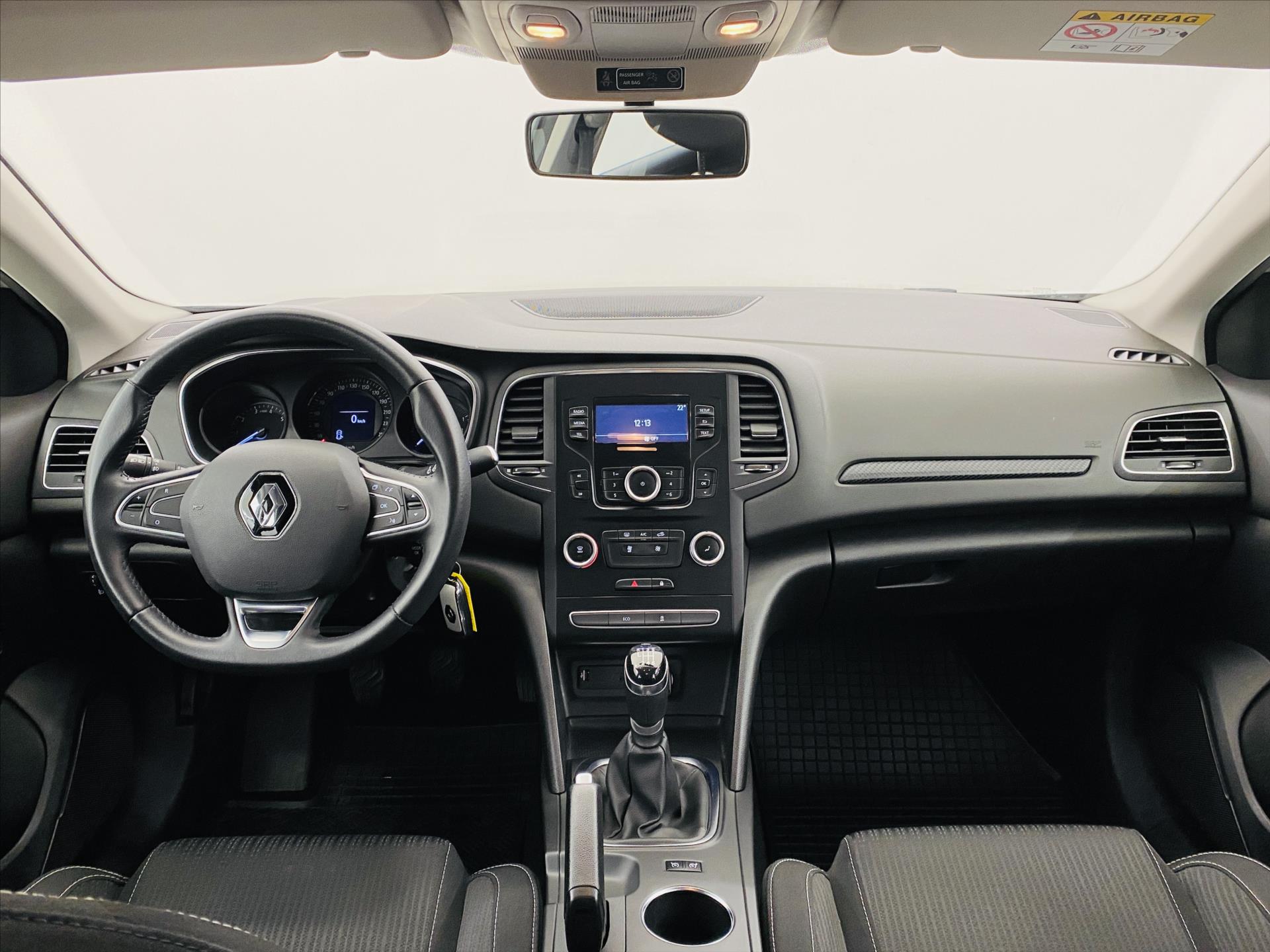 renault-megane-1-3-i-75kw-po-servise - 9