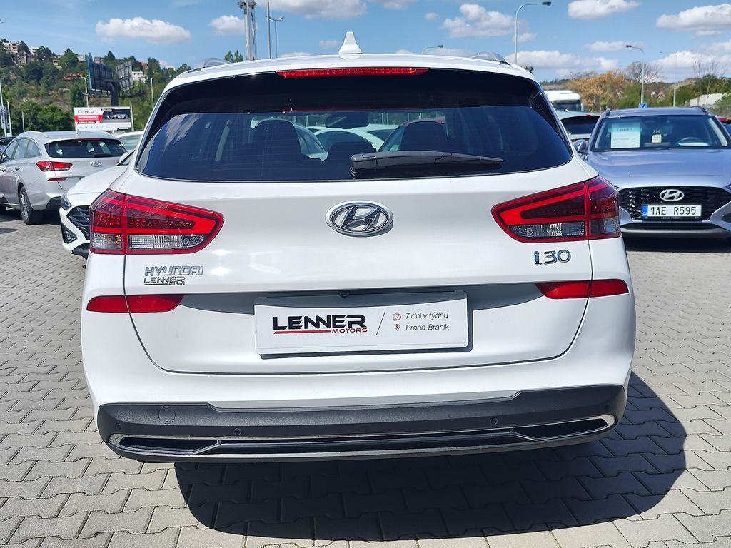 hyundai-i30-1-0-t-gdi-88kw-smart-navi-dct - 5