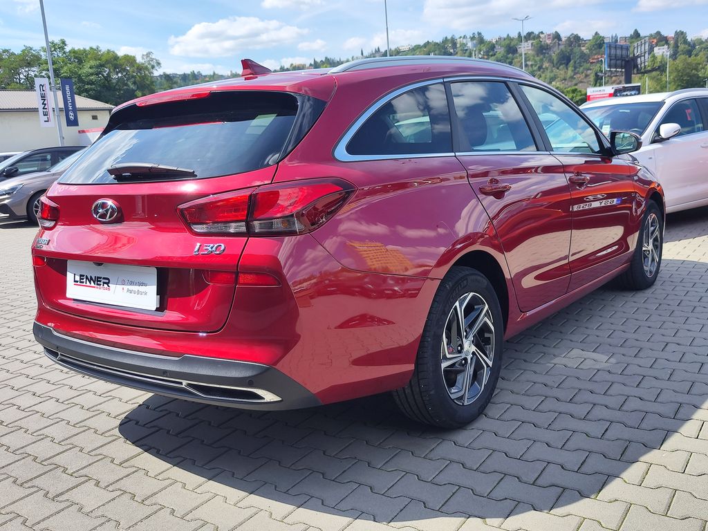 hyundai-i30-1-5-t-gdi-117kw-smart - 4