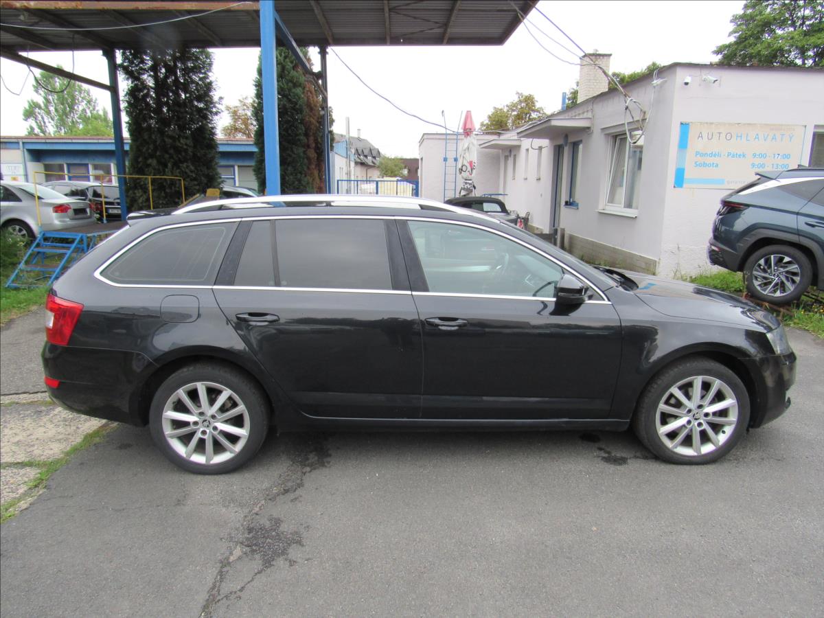 skoda-octavia-2-0-tdi-110kw-dsg-combi - 7