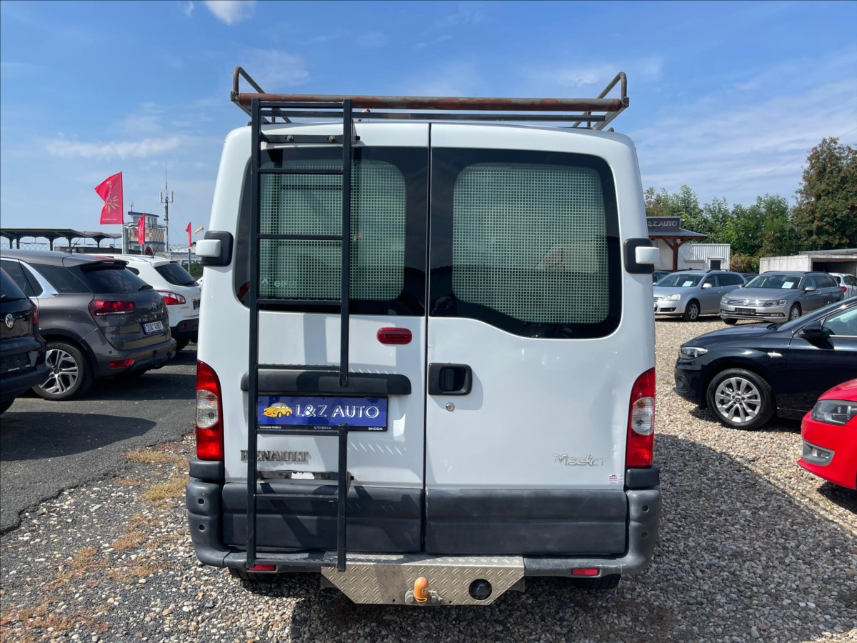 renault-master-2-5-dci - 4