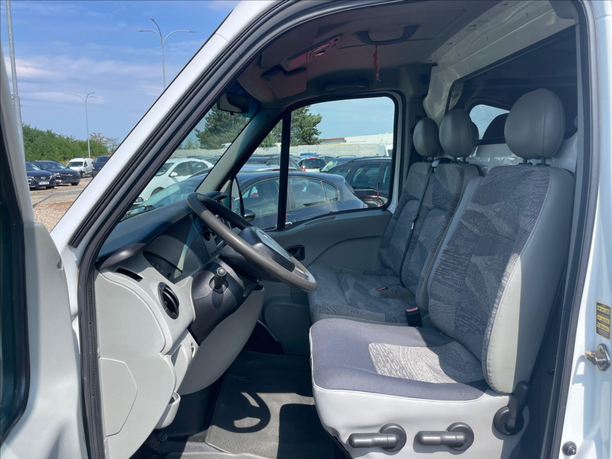 renault-master-2-5-dci - 7