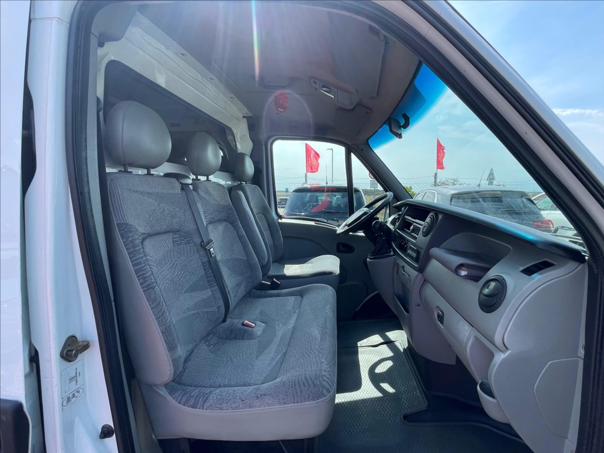 renault-master-2-5-dci - 8
