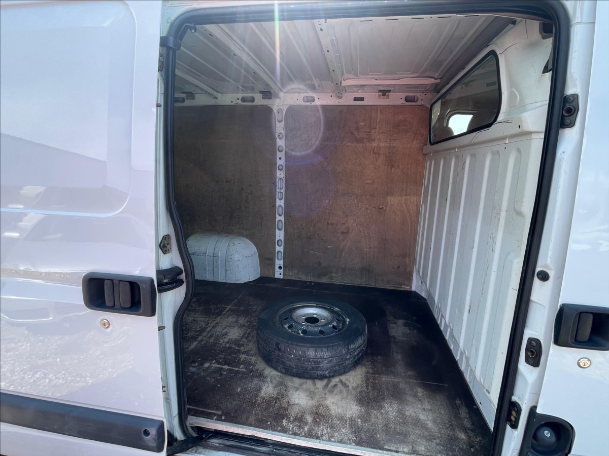 renault-master-2-5-dci - 9