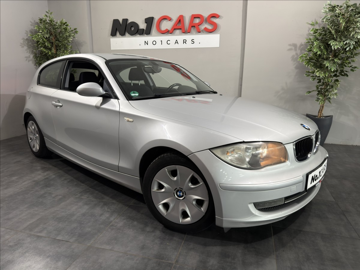 BMW Řada 1 2,0   D 105 kW ZADNÍ ČIDLA