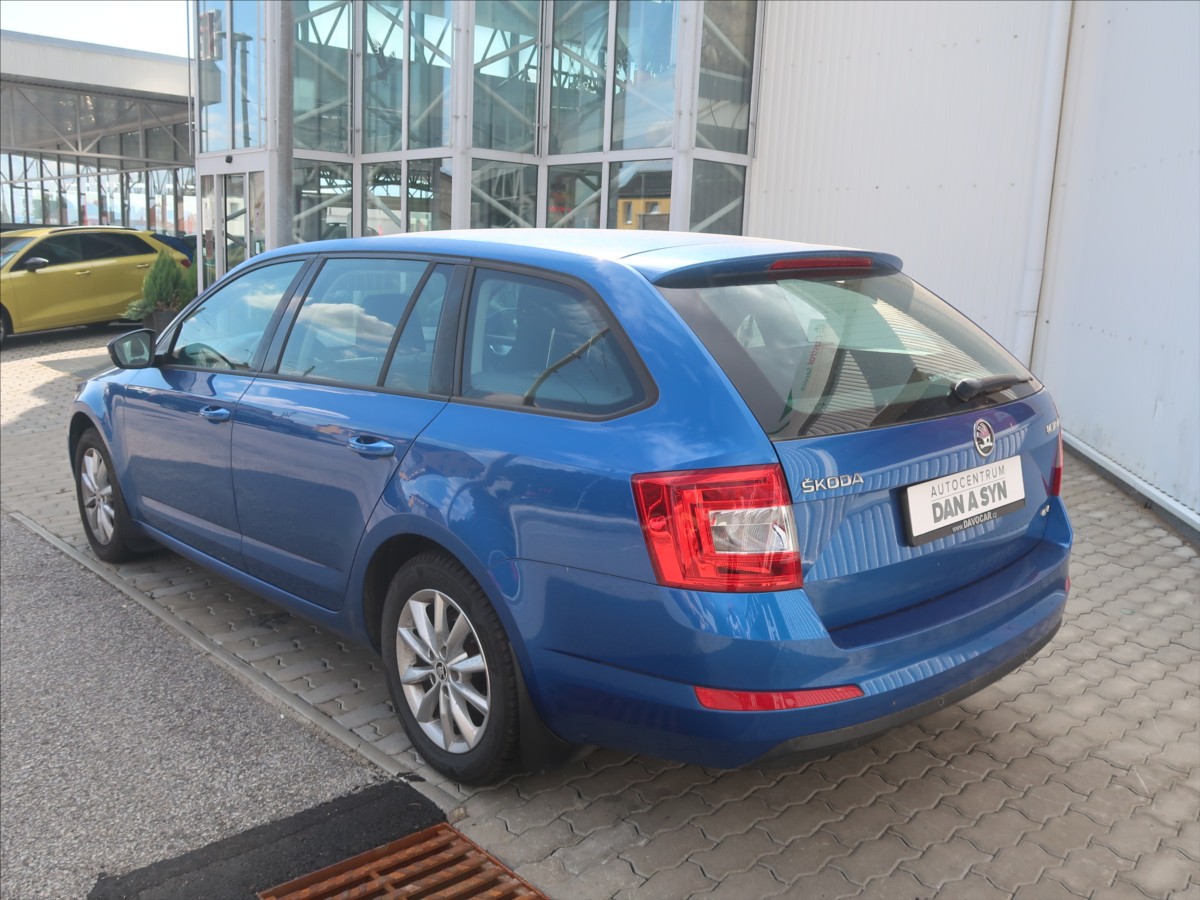 skoda-octavia-2-0-tdi-110kw-4x4 - 3