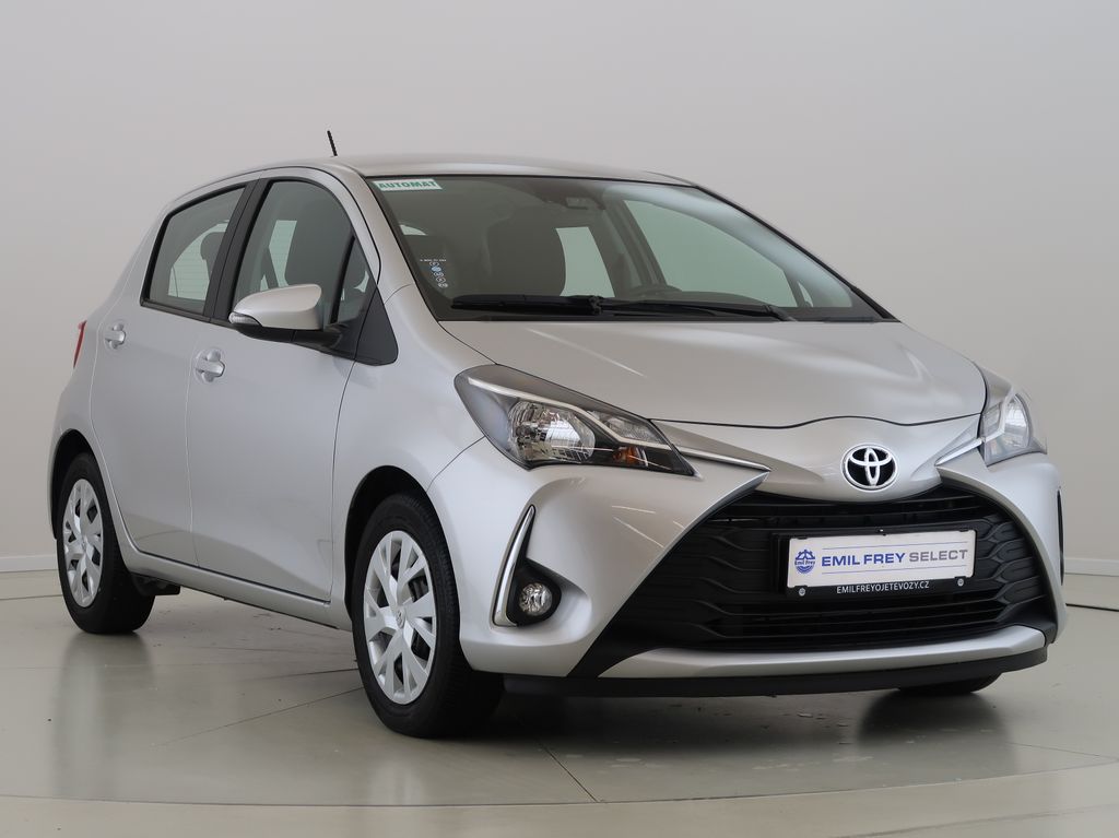 toyota-yaris-1-5-vvt-i-82kw-automat-cz-1maj - 2