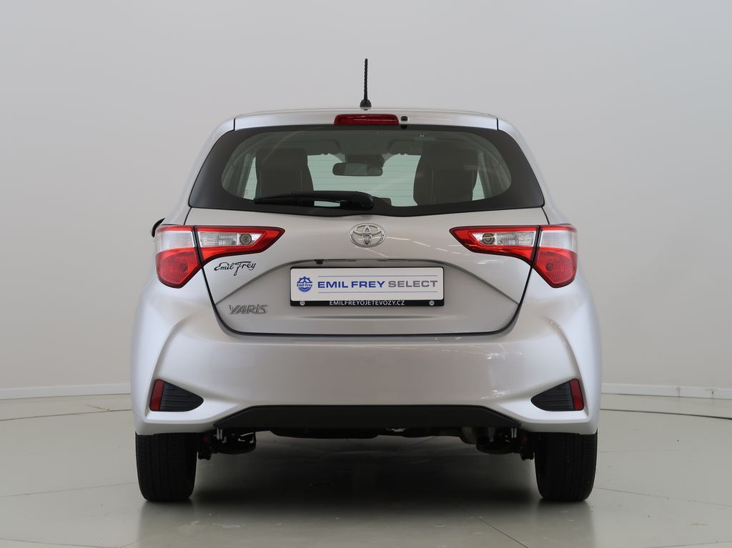 toyota-yaris-1-5-vvt-i-82kw-automat-cz-1maj - 5