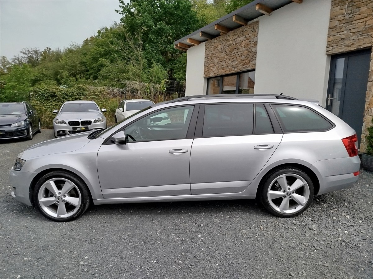 skoda-octavia-2-0-tdi-110kw-1-majitel - 2
