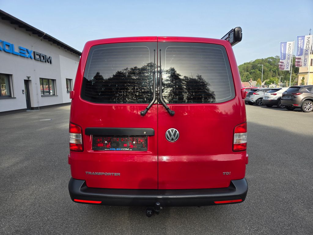 volkswagen-transporter-2-0-tdi-kempova-vestavba-8-mist - 3