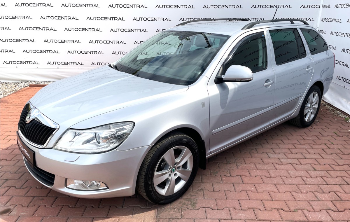 skoda-octavia-1-4-tsi-style-90kw-1-majitel - 2