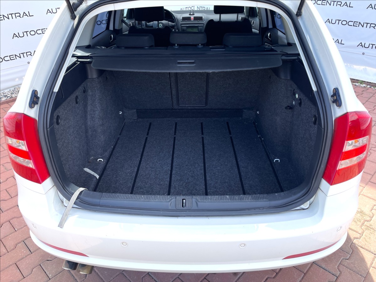 skoda-octavia-1-8-tsi-118kw-rs-paket - 8