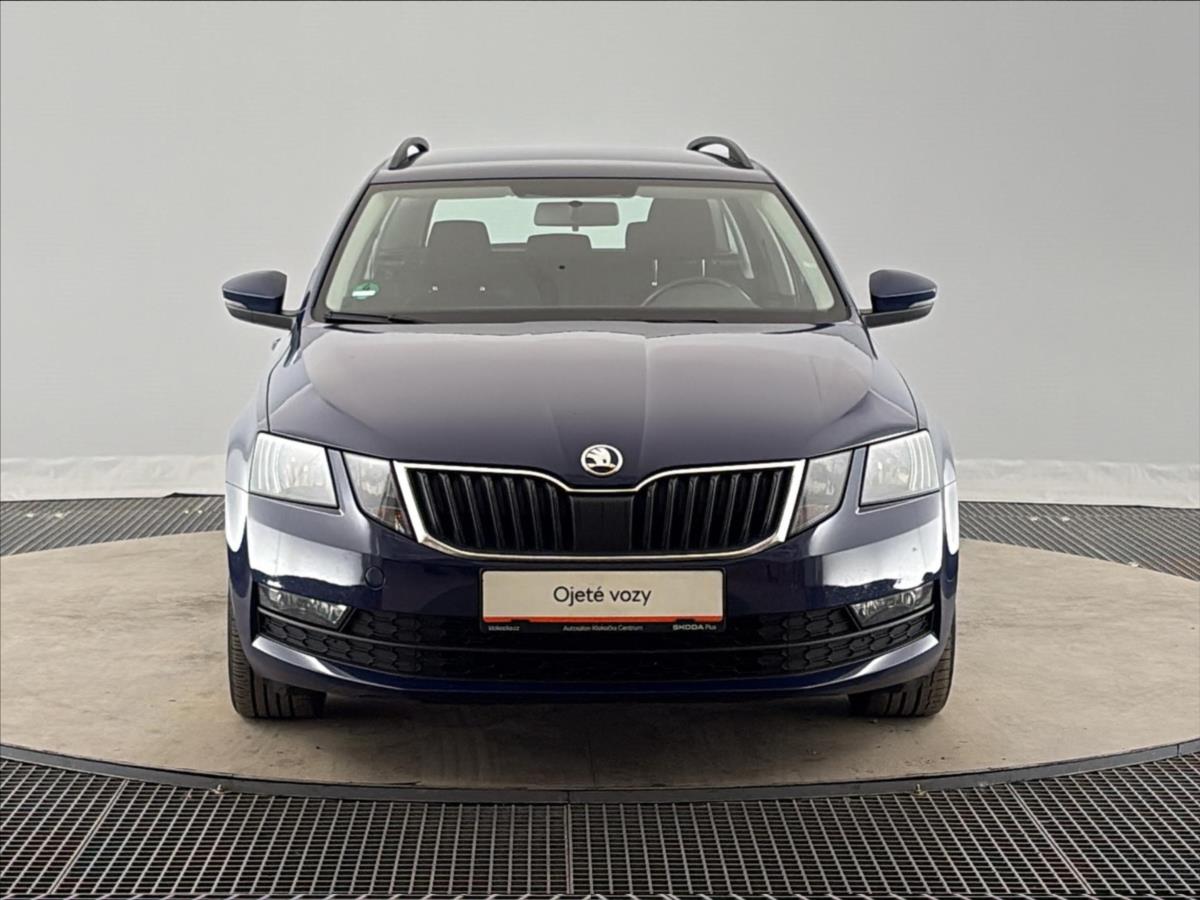 skoda-octavia-1-6-tdi-ambition-plus - 3