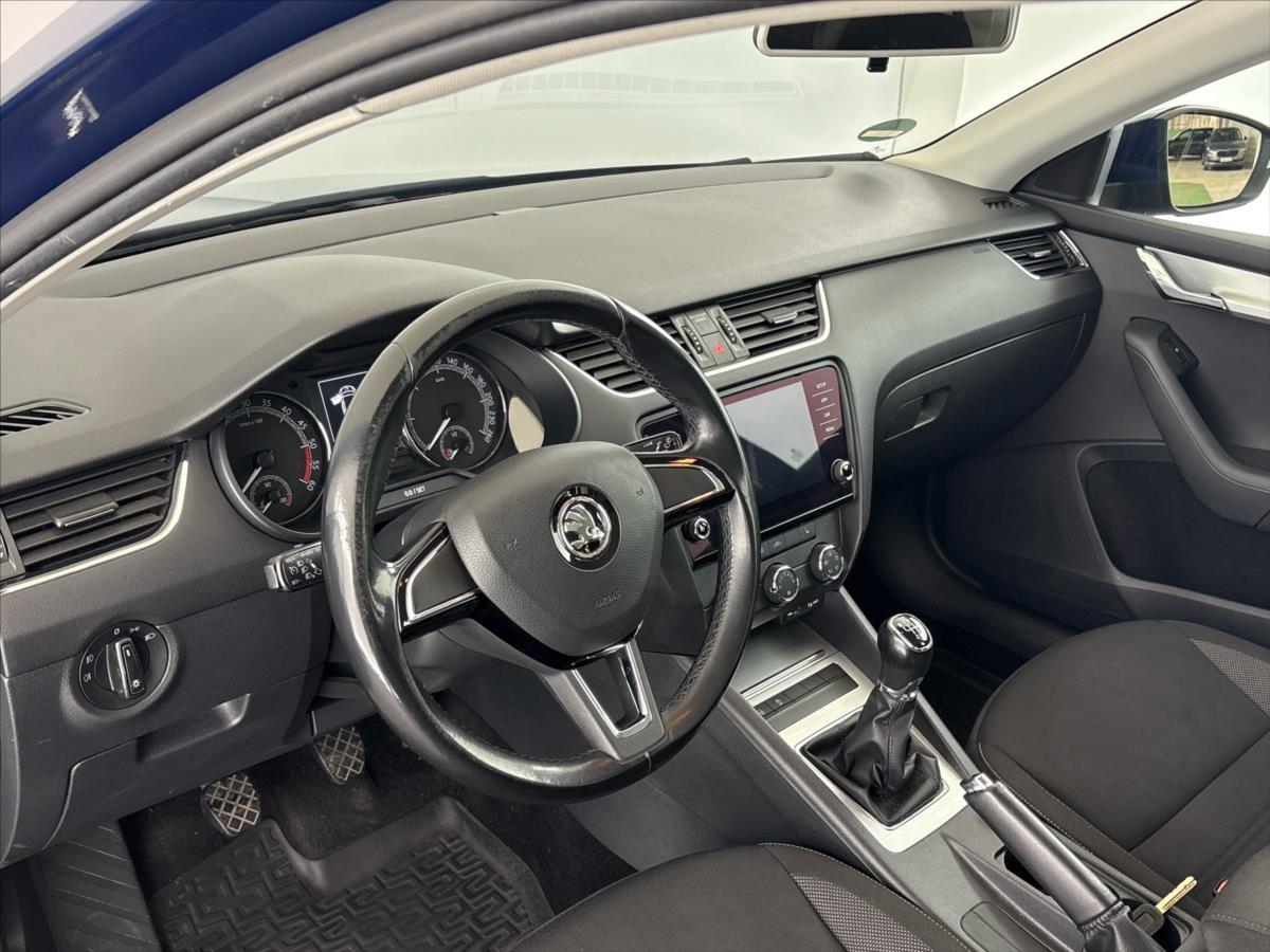 skoda-octavia-1-6-tdi-ambition-plus - 5