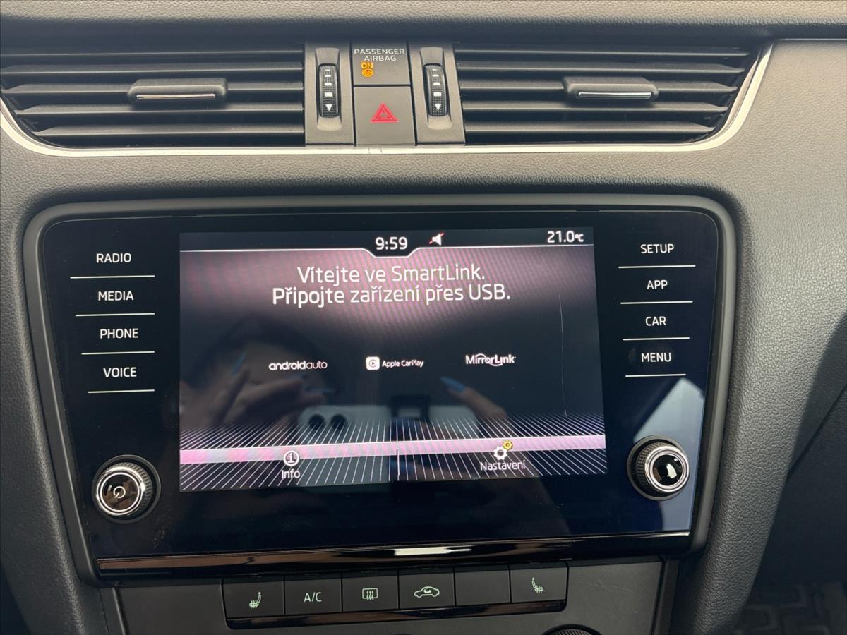 skoda-octavia-1-6-tdi-ambition-plus - 8