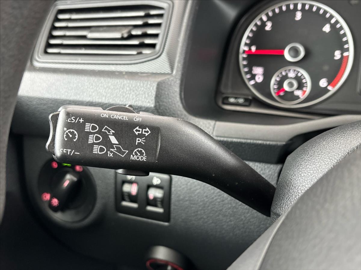 volkswagen-caddy-2-0-tdi-basic-4motion - 9