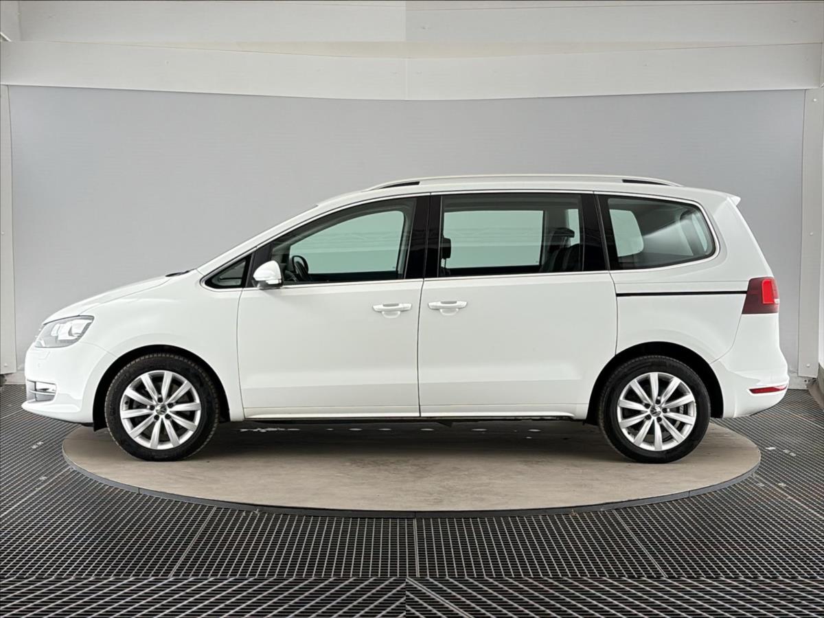 volkswagen-sharan-2-0-tdi-highline-7dsg-4motion - 2