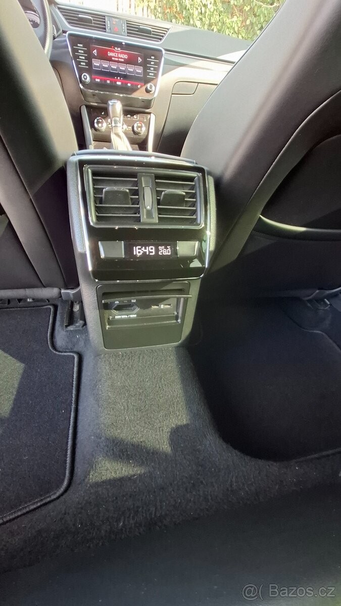skoda-superb-2-0-3-sportline-4x4 - 8