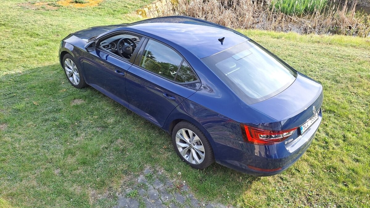 Škoda Superb 2,0   TDI 110 Kw