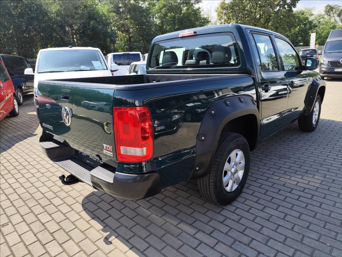 volkswagen-amarok-2-0tdi-4motion-120kw-man-kuze - 1