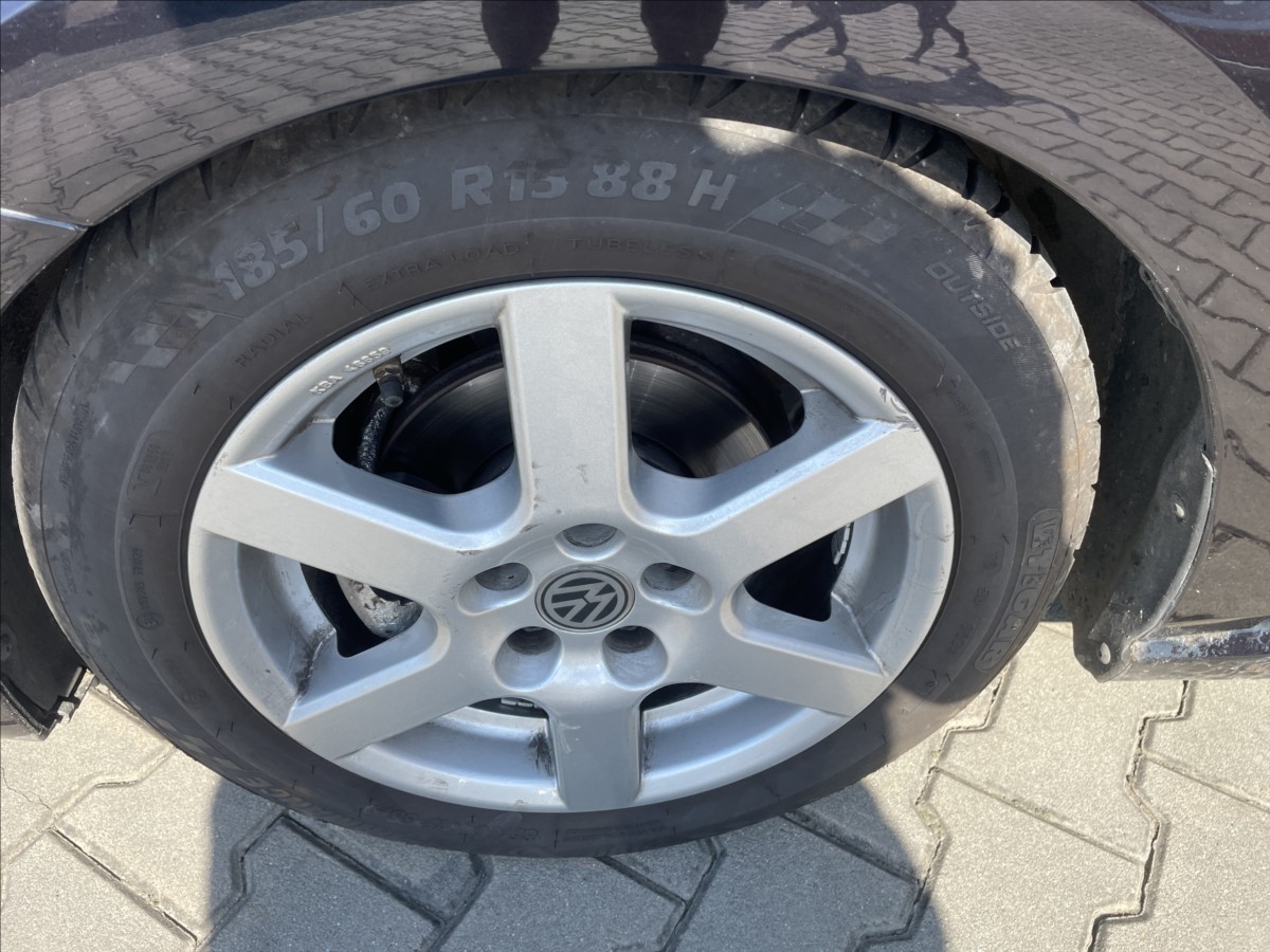volkswagen-polo-1-6-tdi-digiklima-nova-stk-pekne - 5