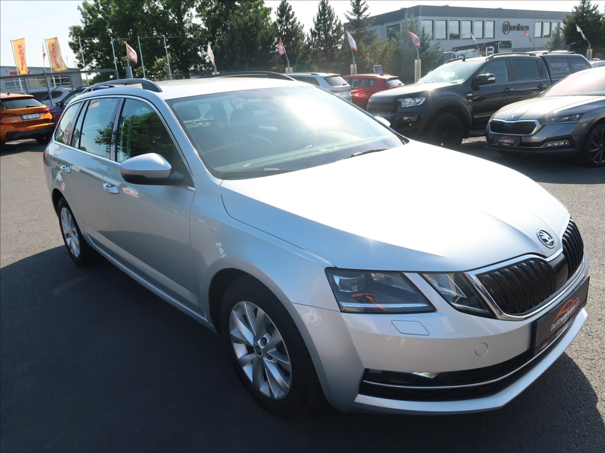 skoda-octavia-1-6-tdi-85kw-style-cr-serv-kn - 1