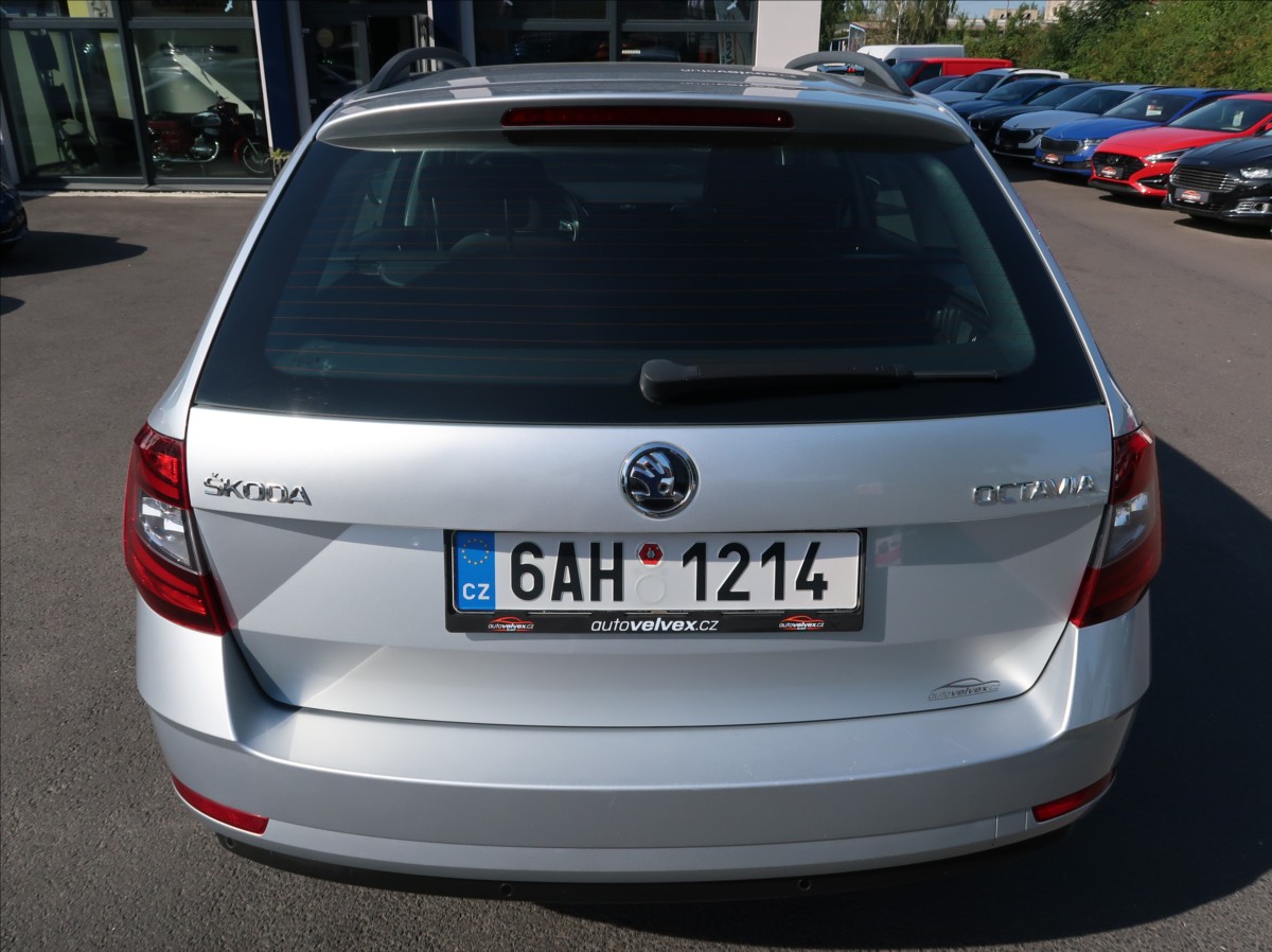 skoda-octavia-1-6-tdi-85kw-style-cr-serv-kn - 7