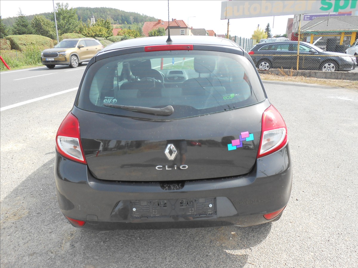 renault-clio-1-2-55-kw-serviska - 8