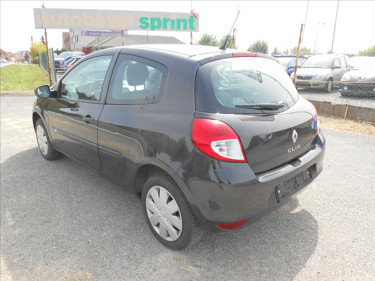 renault-clio-1-2-55-kw-serviska - 9