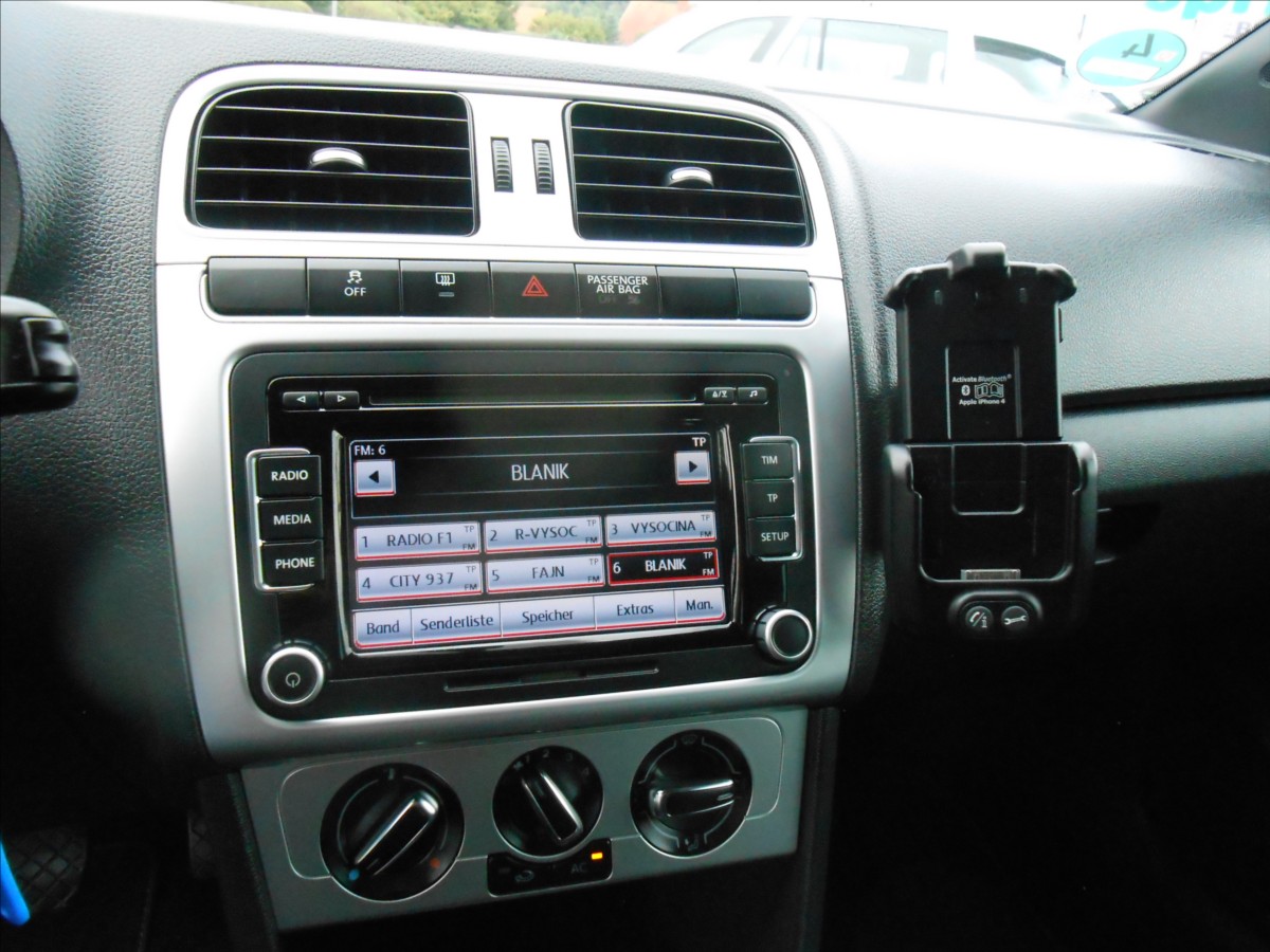 volkswagen-polo-1-2-77-kw-serviska-klima - 7