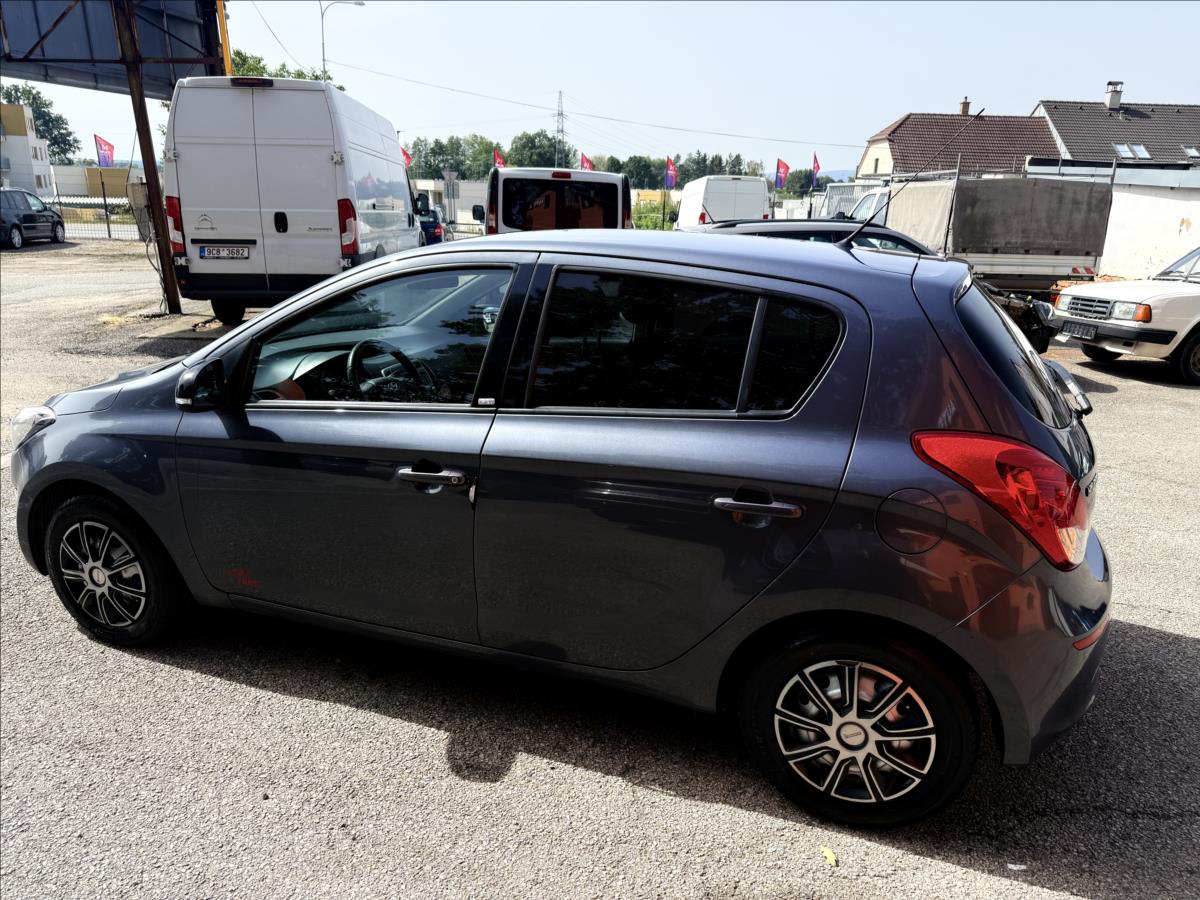hyundai-i20-1-3-i - 7