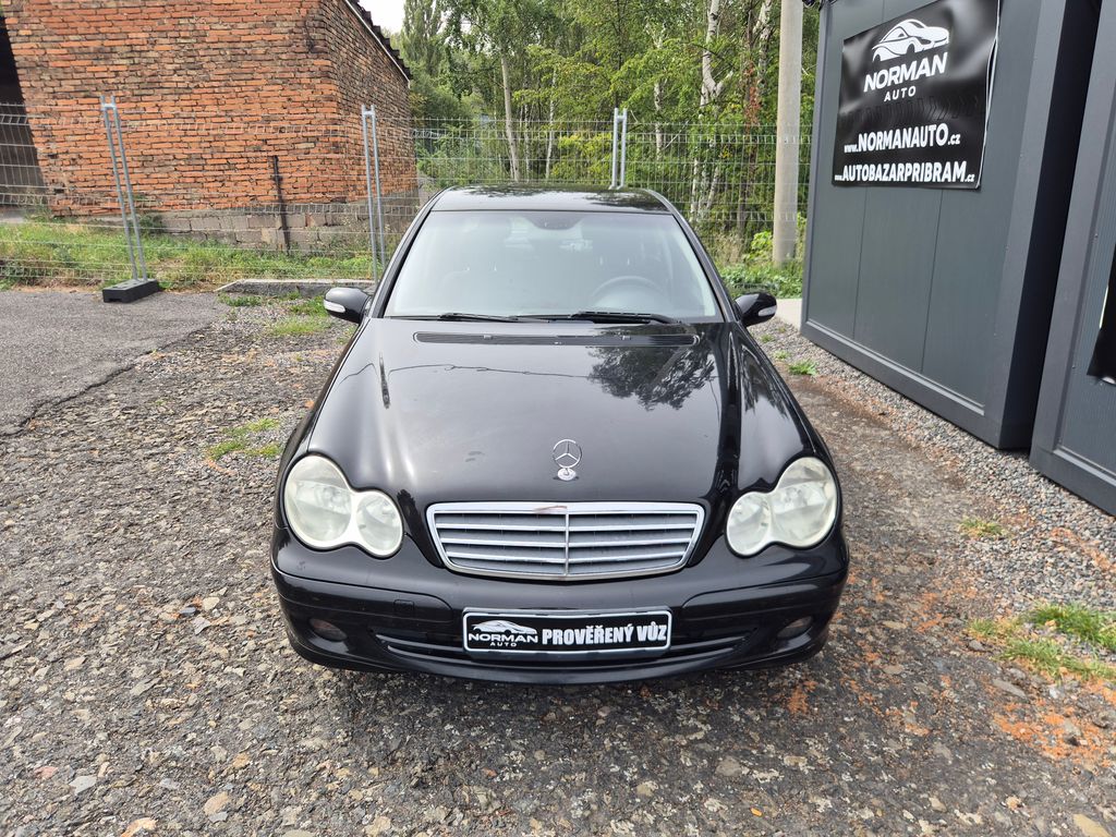 mercedes-benz-tridy-c-c220-cdi-110kw-sedan-klima - 1