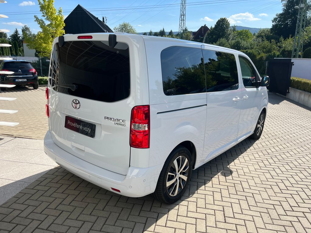 toyota-proace-verso-2-0d-144k-l1-family-webasto-8s - 5