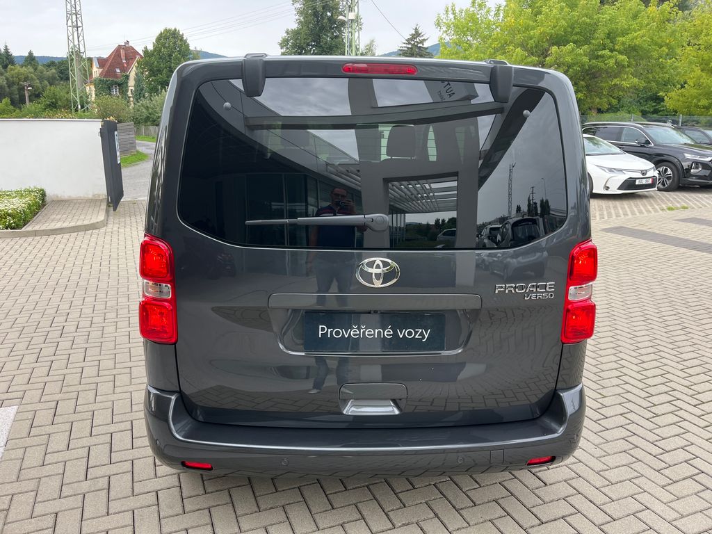 toyota-proace-verso-2-0d-144k-l1-family-webasto-8s - 4