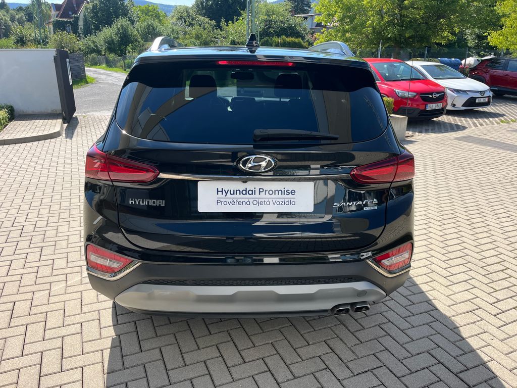 hyundai-santa-fe-2-2-crdi-4x4-8dct-luxury-7mist - 4