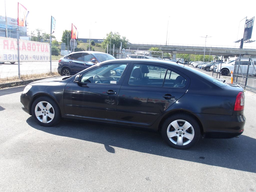 skoda-octavia-2-0tdi-jezdi-vyborne - 2