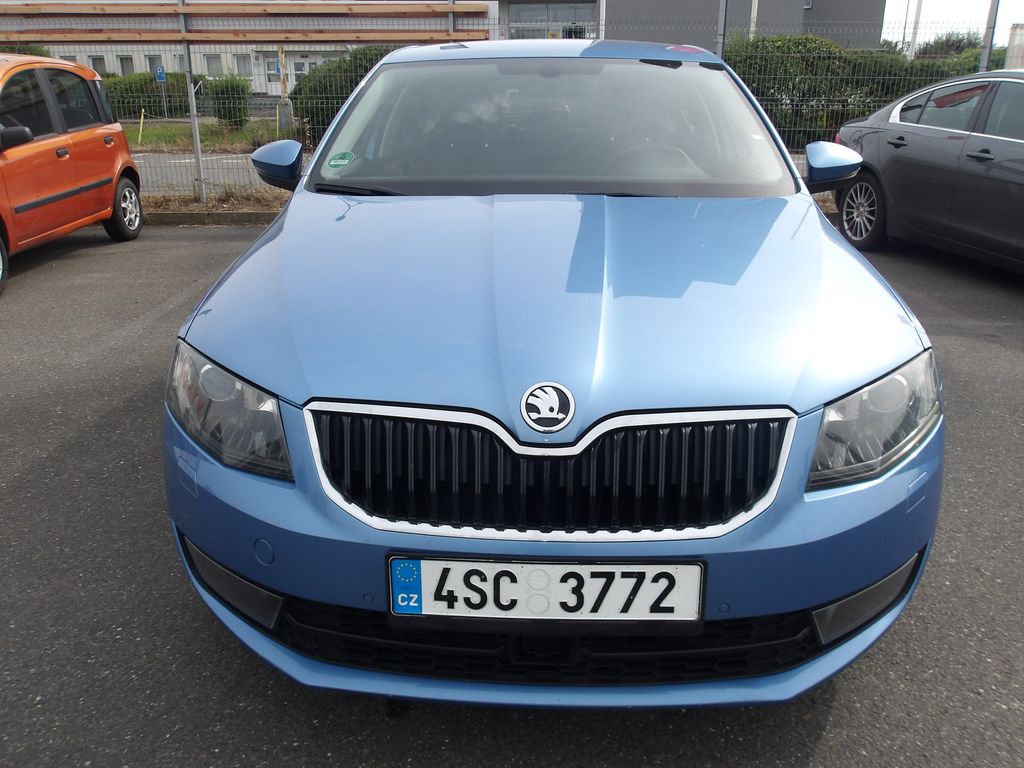 skoda-octavia-1-6tdi-81kw-dsg-cr-krasav - 1