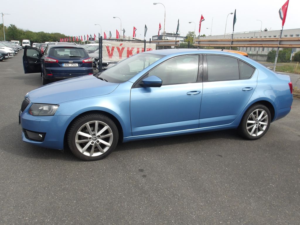 skoda-octavia-1-6tdi-81kw-dsg-cr-krasav - 4