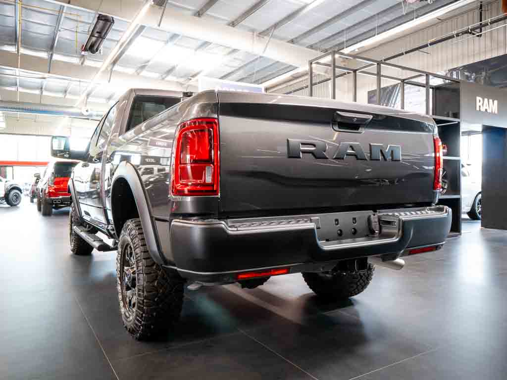 dodge-ram-6-4-2500-power-wagon-2026 - 1