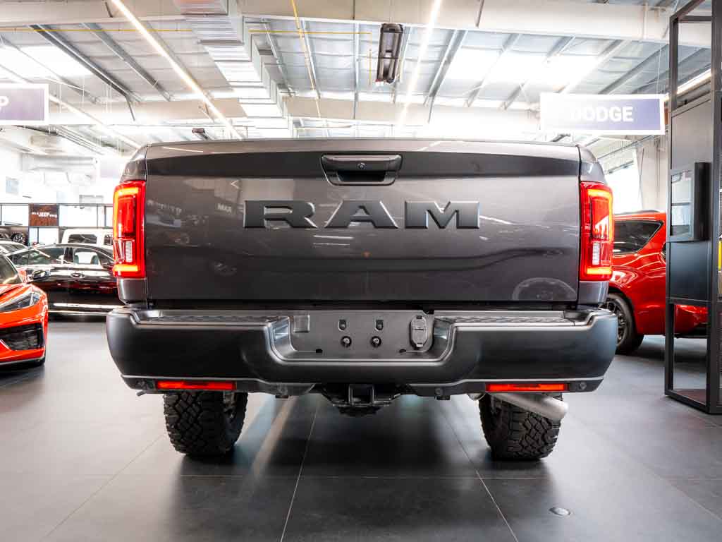 dodge-ram-6-4-2500-power-wagon-2026 - 3