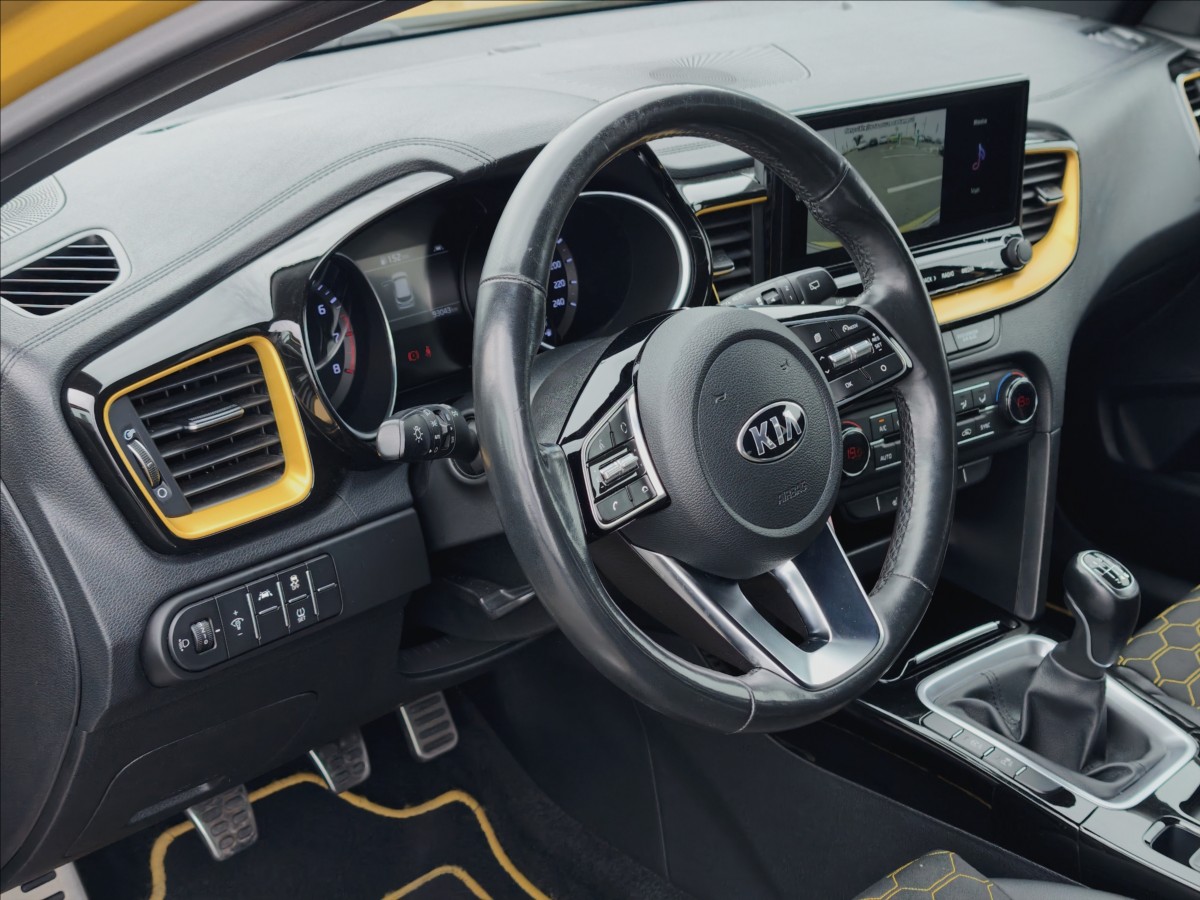 kia-xceed-1-4-t-gdi-mt-103kw-1-cr-servis - 4