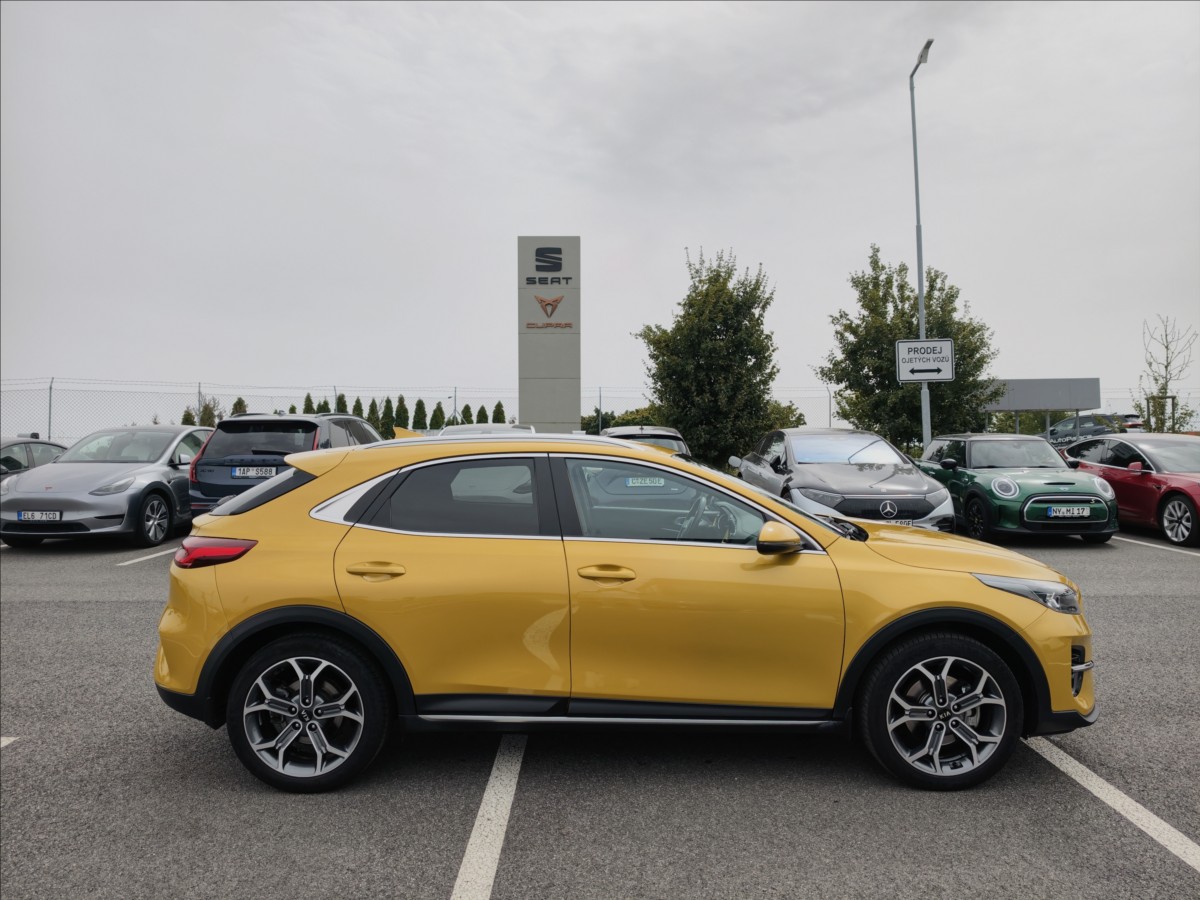 kia-xceed-1-4-t-gdi-mt-103kw-1-cr-servis - 7