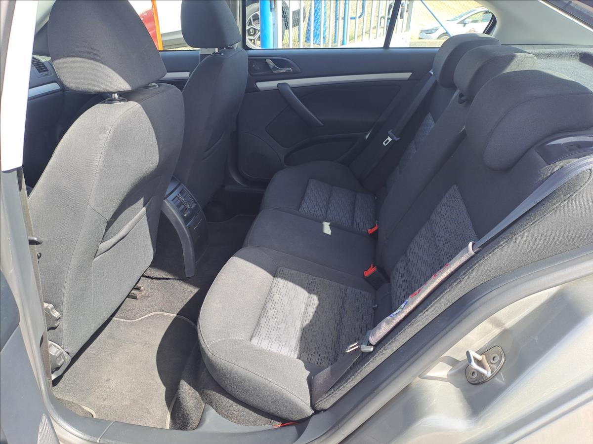 skoda-octavia-1-6-tdi - 5