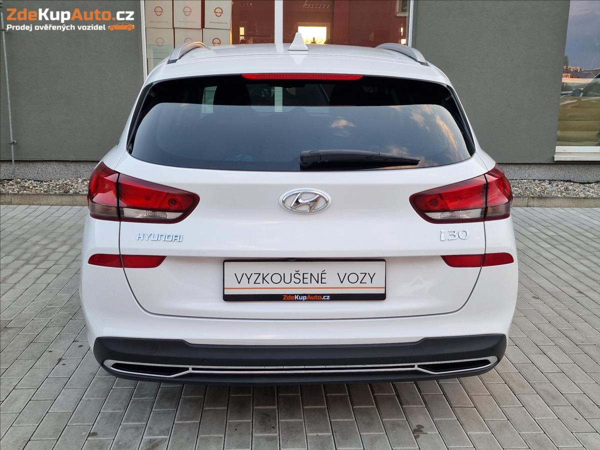 hyundai-i30-1-0-t-gdi-smart-kombi-cr-1maj - 8