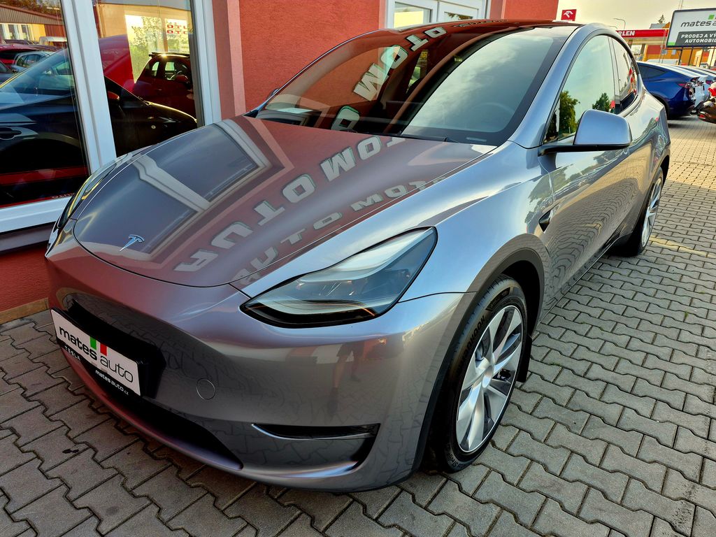 Tesla Model Y L.R.D.M. 378kW -BERLÍN  DPH  SOH 92,5% Quicksilv