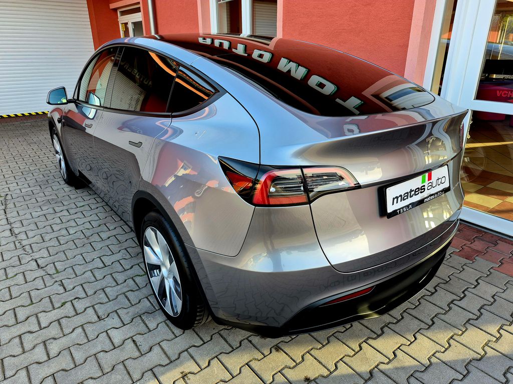 tesla-model-y-l-r-d-m-378kw-berlin-dph-soh-92-5-quicksilv - 2