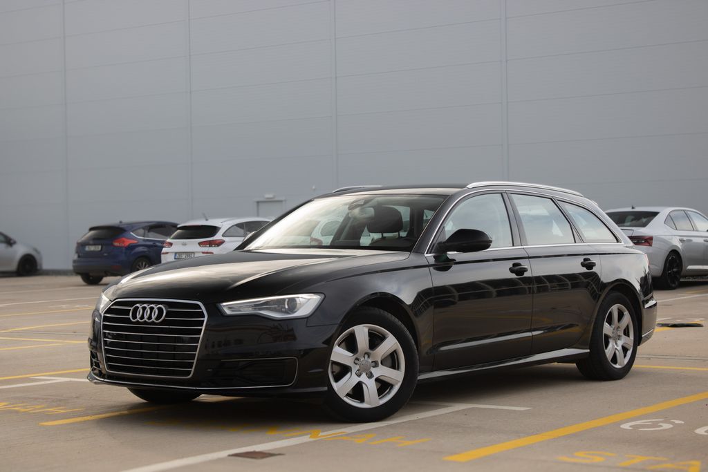 Audi A6 DPH, servis, 2 sada kol