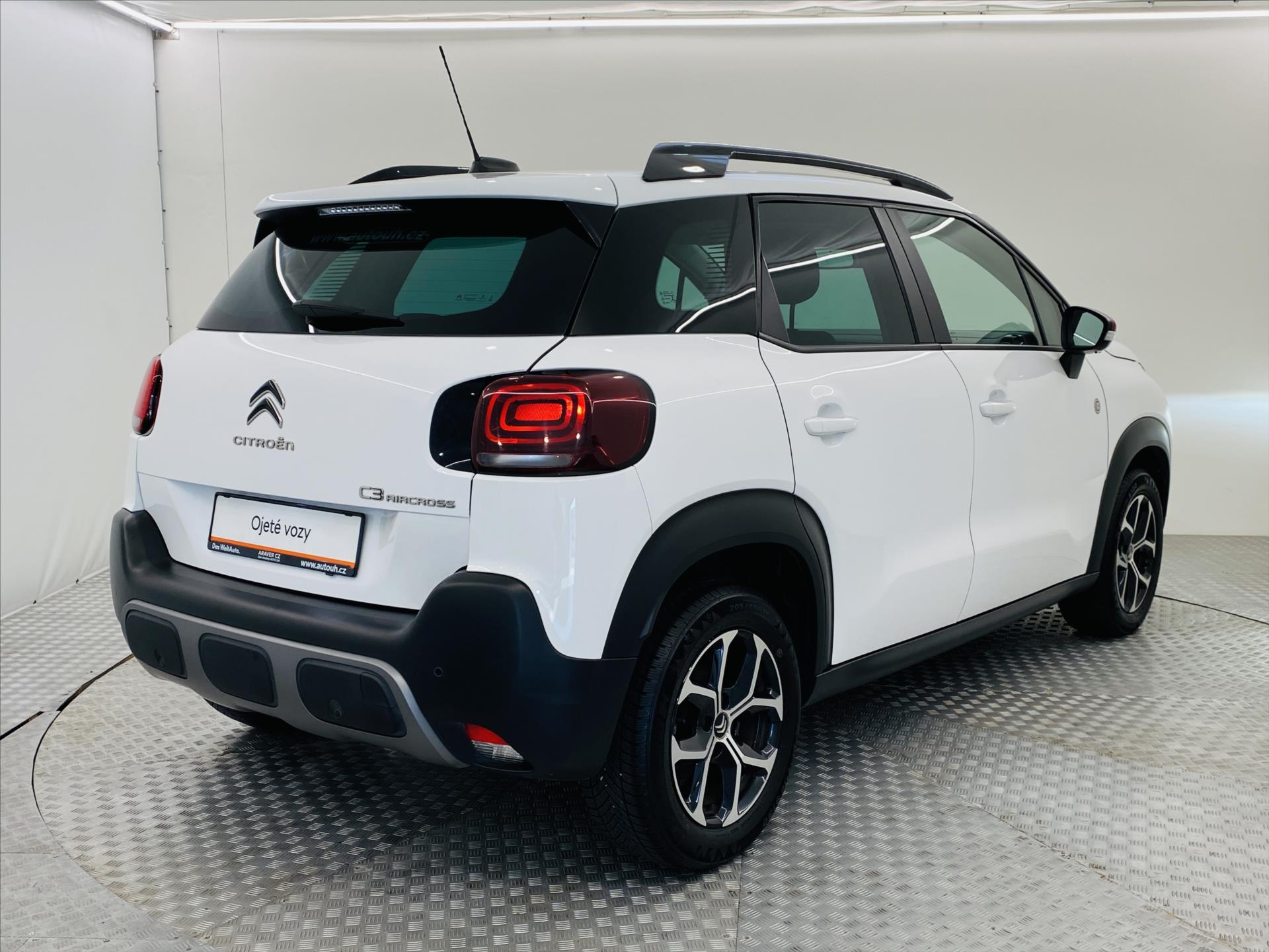 citroen-c3-aircross-1-2-pure-tech-81kw - 1
