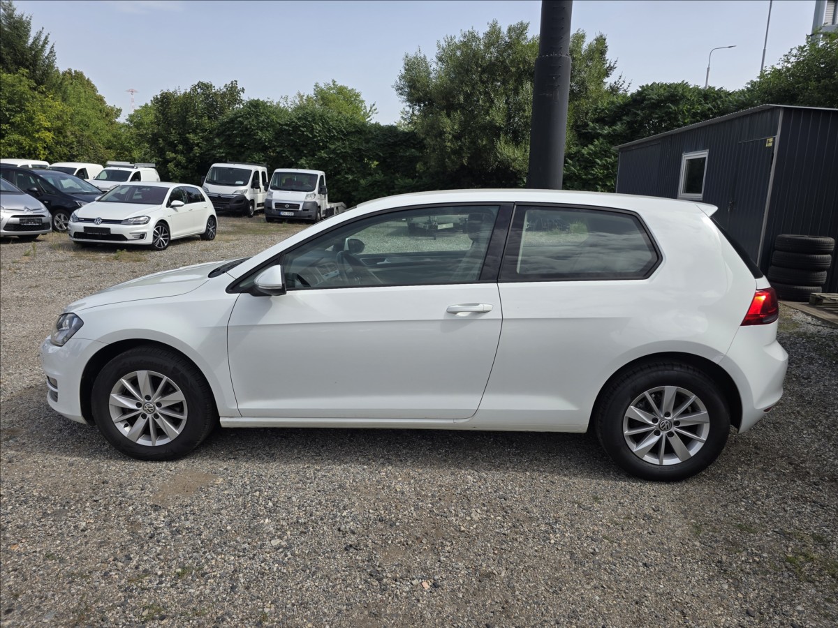 volkswagen-golf-1-2-tsi-63-kw-1-majitel - 8
